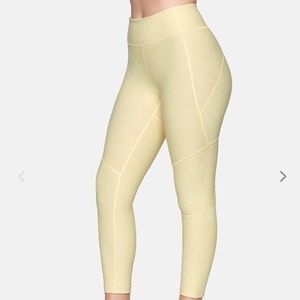 Outdoor Voices 3/4 Leggings - Dandelion
